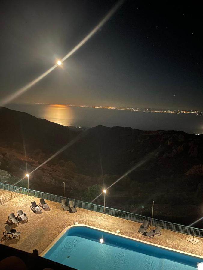 Bed and Breakfast Al DOLMEN Monte SantʼAngelo Exterior foto